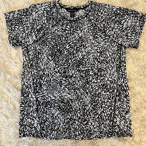 Athleta Ultimate Train Printed Tee, XS, worn once and in like-new condition